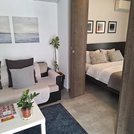 Domus With Wonderful Balcony * Thessaloniki