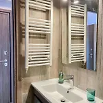 Domus With Wonderful Balcony Θεσσαλονίκη